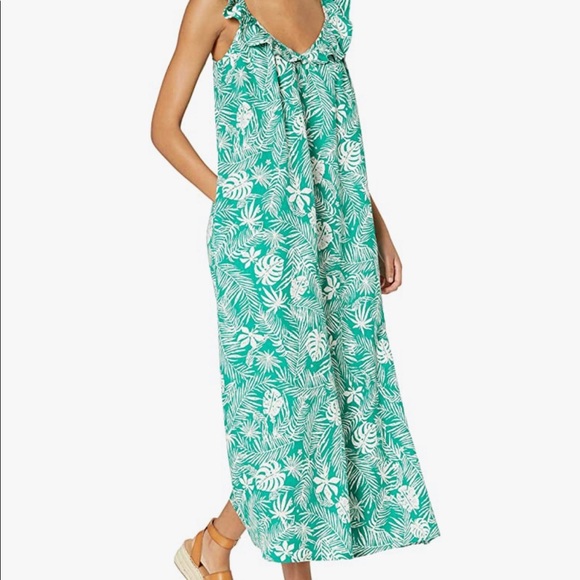 Grace Atwood Amazon The Drop ruffle V neck maxi - Picture 2 of 3